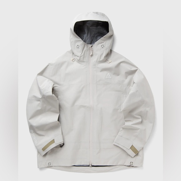 Nike ACG ‘Misery Ridge’ STORM-FIT ADV GORE-TEX Jacket FV8641-104